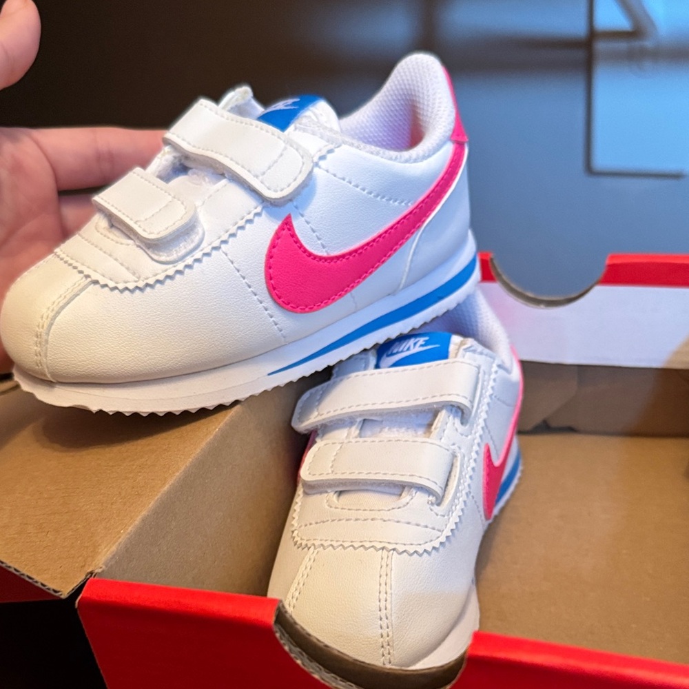Nike Kids White and Pink Velcro Sneakers